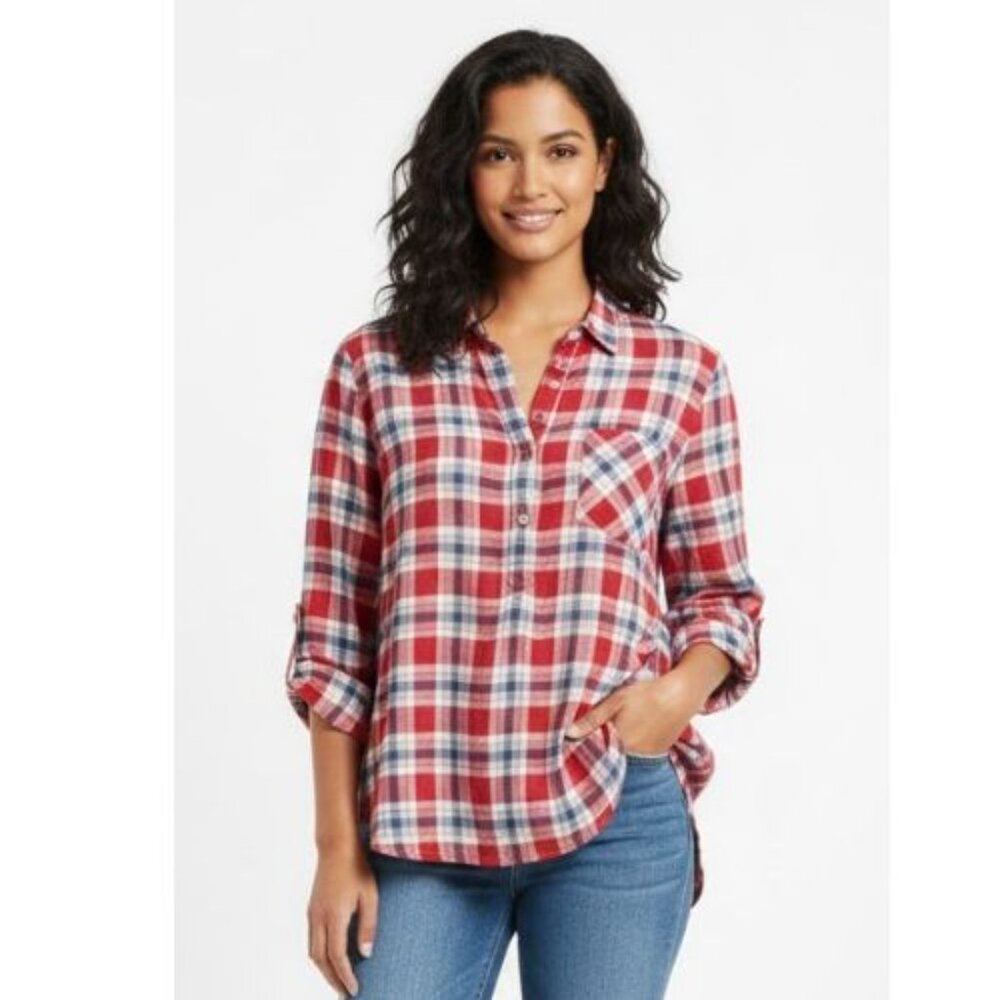 GAP factory Boyfriend fit plaid long sleeve button short blouse plus size